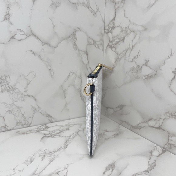 Michael Kors JSI MD Triple Pouch Crossbody - Picture 6 of 16